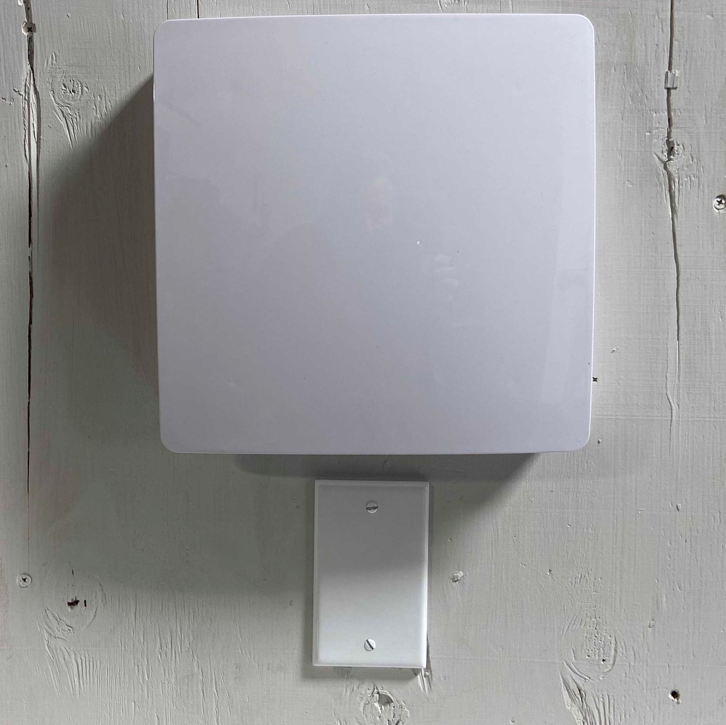 IV50 Intelligent Ventilator – Arctica Solar